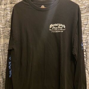 Bone Yard Size Large Men’s Black Long Sleeve Chicago Graphic T-Shirt Preowned L